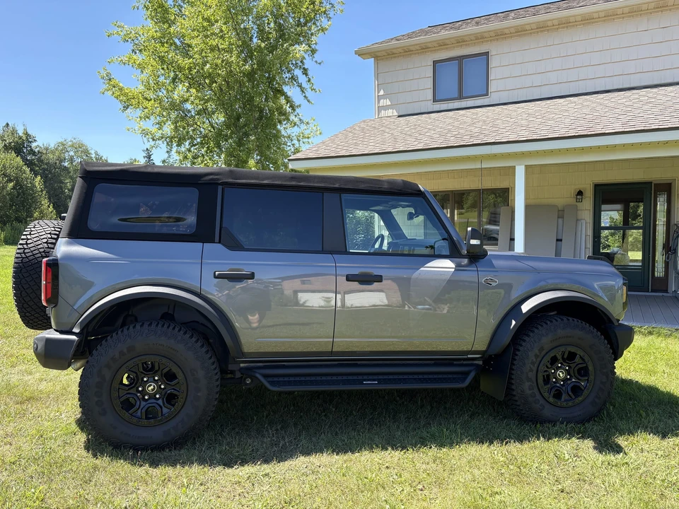2022 Ford Bronco 6th Gen - Image 17 of 31