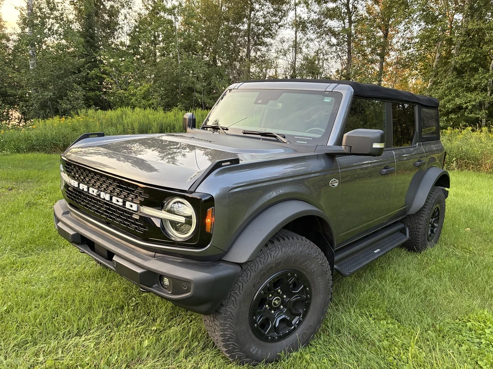 2022 Ford Bronco 6th Gen - Image 3 of 31