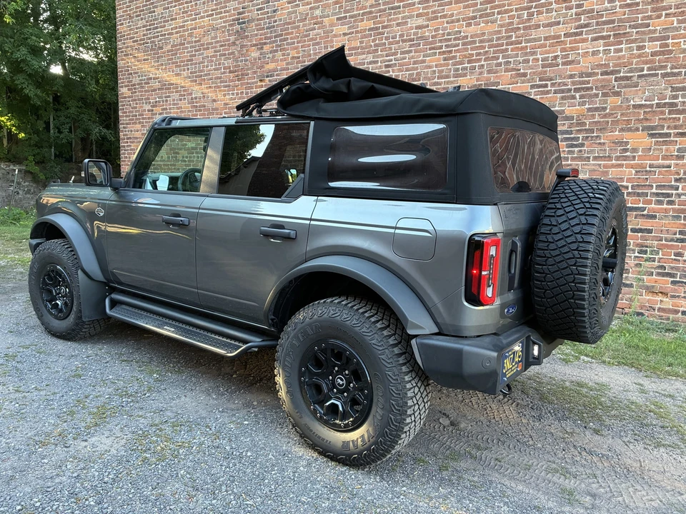 2022 Ford Bronco 6th Gen - Image 30 of 31