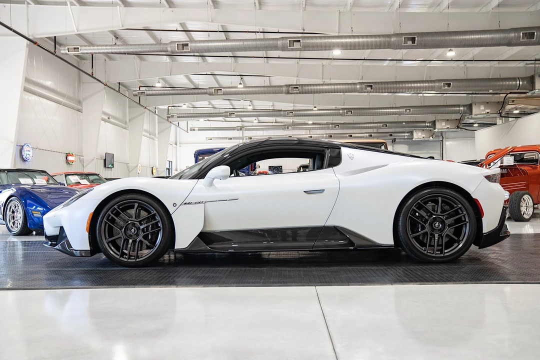 2022 Maserati MC20 - Image 7 of 31