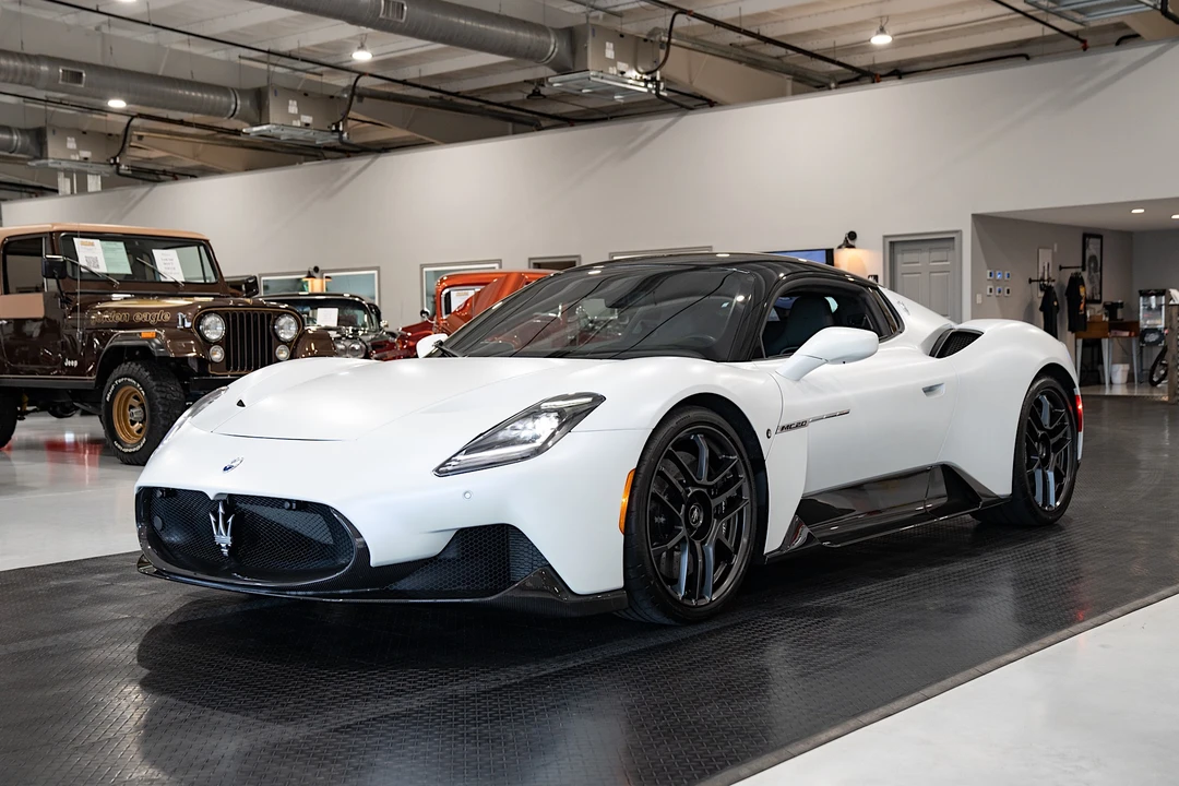 2022 Maserati MC20 - Image 5 of 31