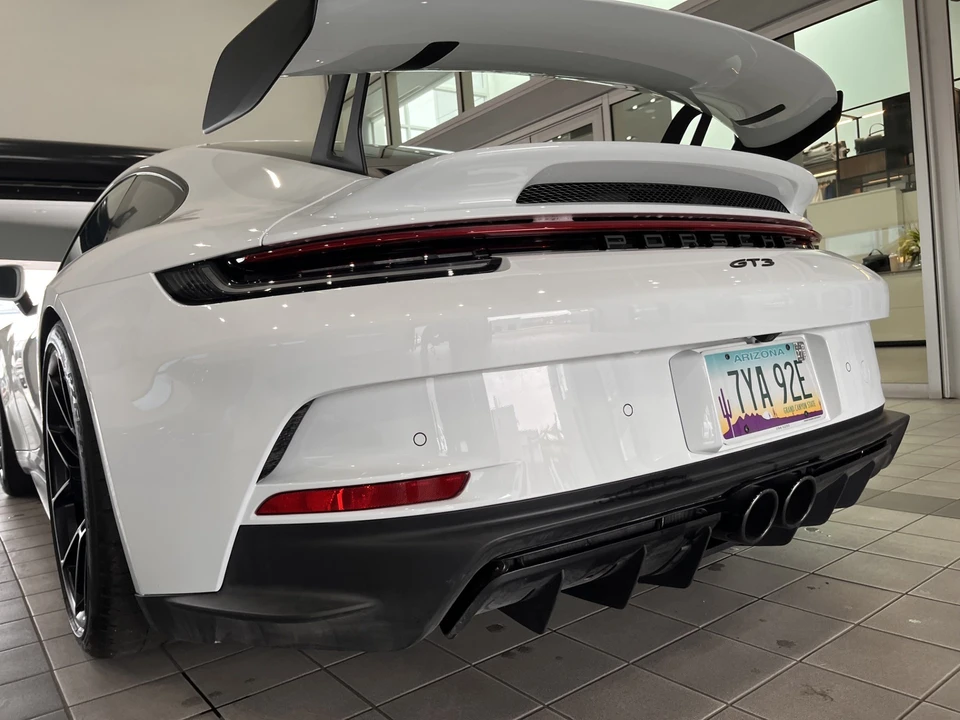 2022 Porsche 992 GT3 - Image 29 of 31