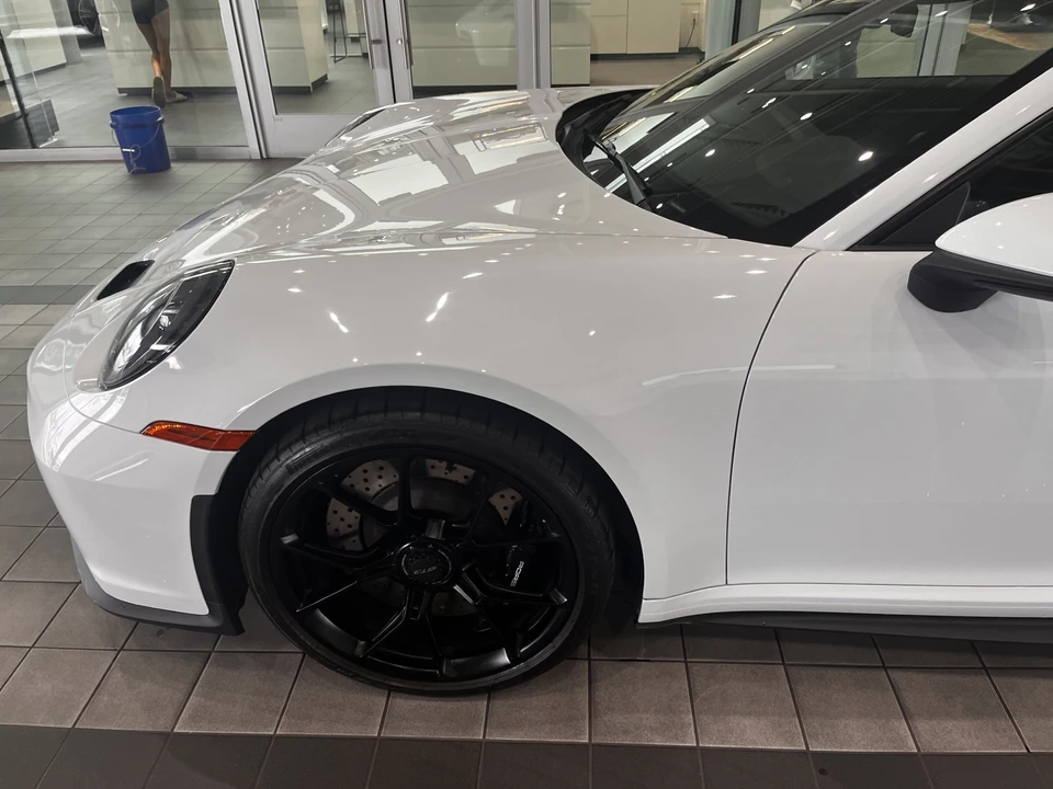 2022 Porsche 992 GT3 - Image 26 of 31