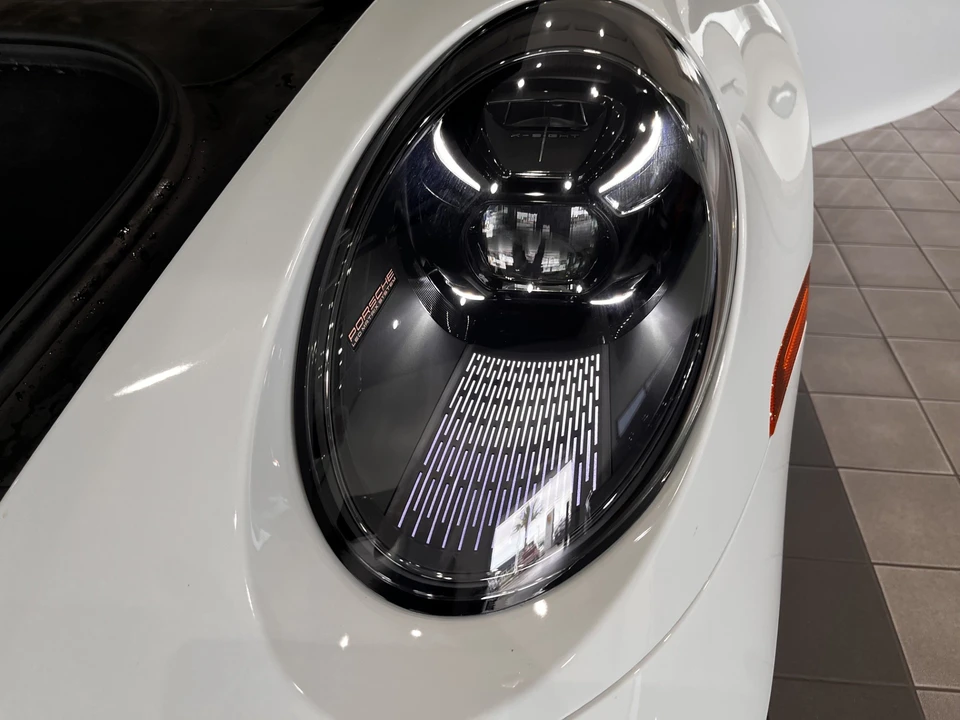 2022 Porsche 992 GT3 - Image 23 of 31
