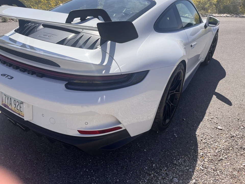 2022 Porsche 992 GT3 - Image 15 of 31