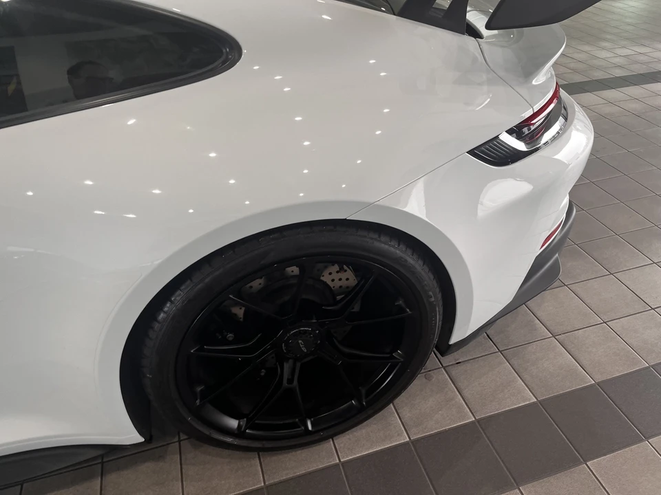 2022 Porsche 992 GT3 - Image 28 of 31