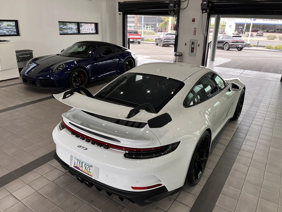 2022 Porsche 992 GT3 - Image 6 of 31