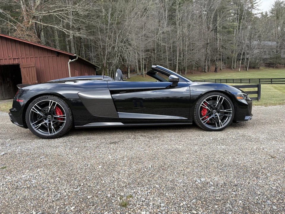 2023 Audi 4S R8 - Image 17 of 31