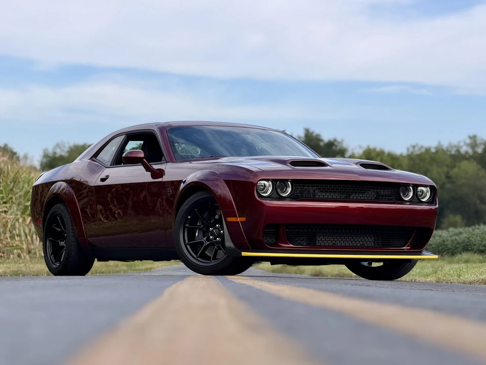 2023 Dodge Challenger SRT Hellcat 3rd Gen - Image 3 of 31