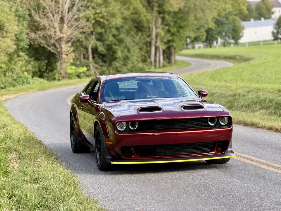 2023 Dodge Challenger SRT Hellcat 3rd Gen - Image 5 of 31