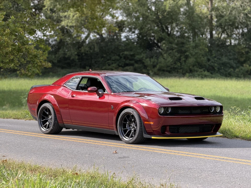 2023 Dodge Challenger SRT Hellcat 3rd Gen - Image 28 of 31