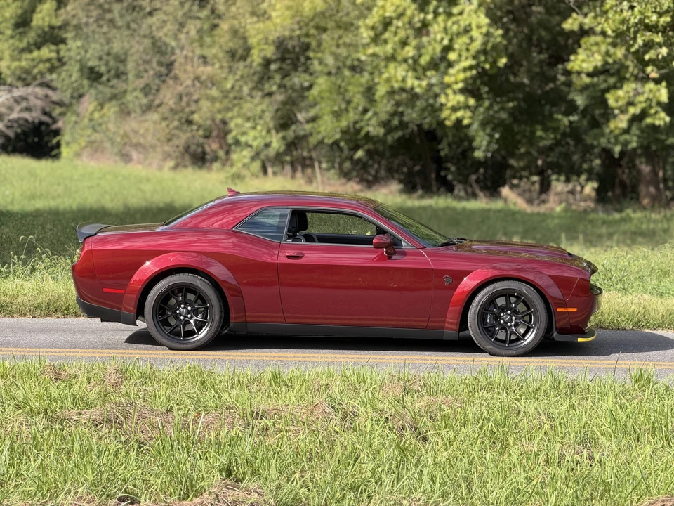 2023 Dodge Challenger SRT Hellcat 3rd Gen - Image 26 of 31
