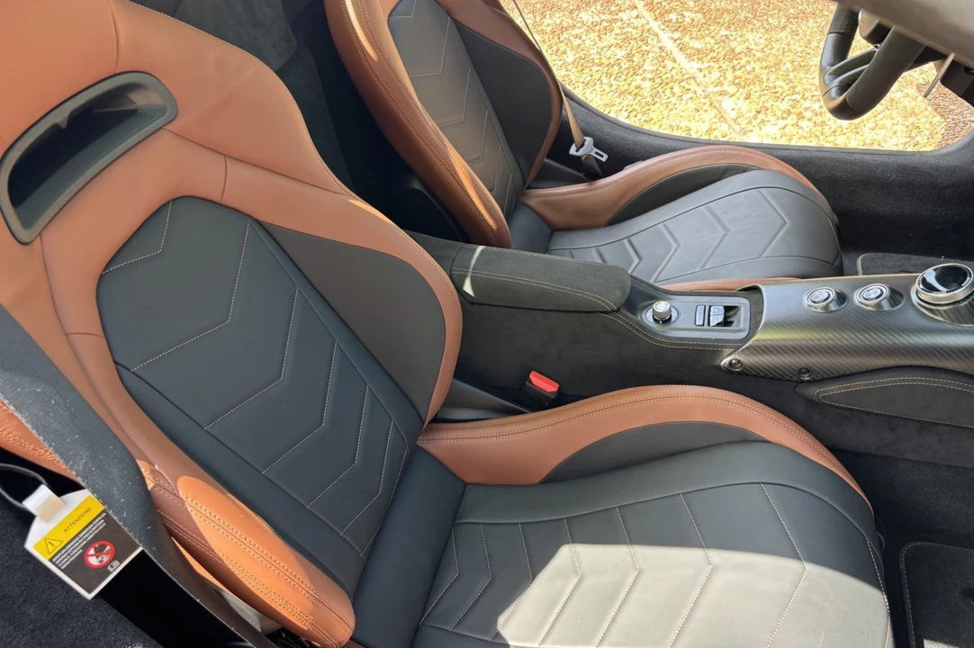 2023 Maserati MC20 Cielo - Image 4 of 8