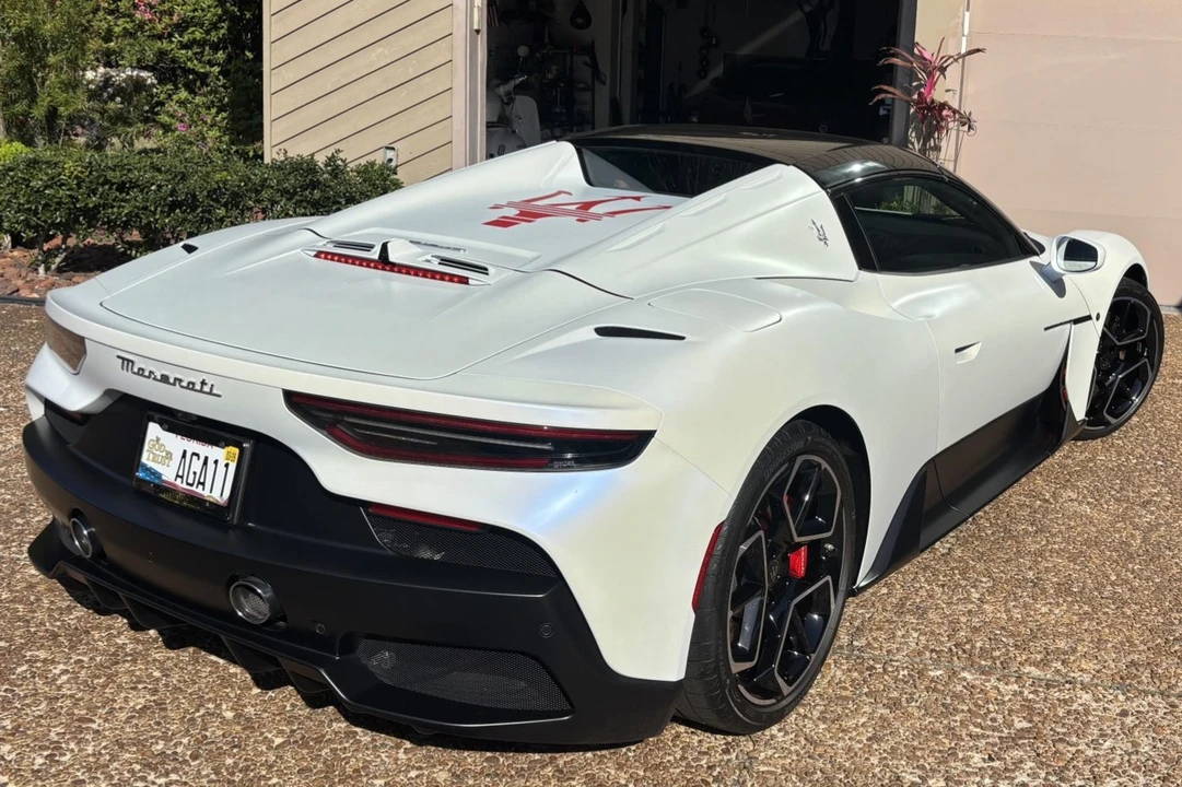 2023 Maserati MC20 Cielo - Image 2 of 8