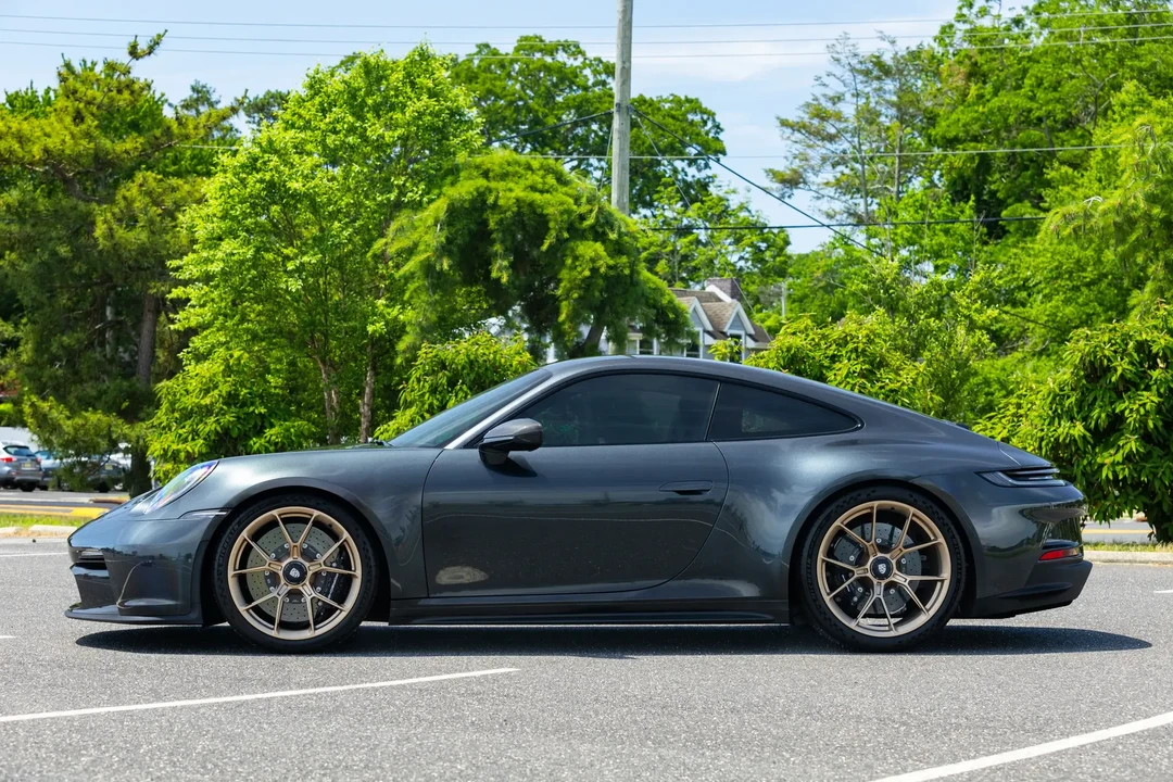 2023 Porsche 992 GT3 Touring - Image 2 of 4