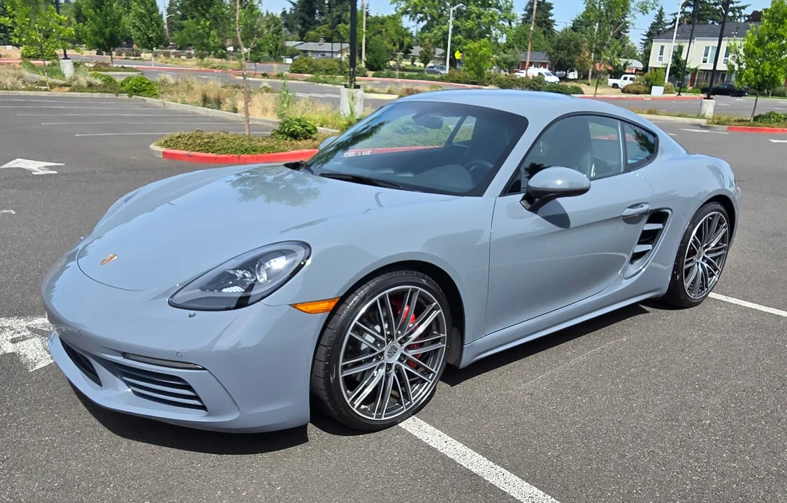 2024 Porsche 718 Cayman S - Image 2 of 31