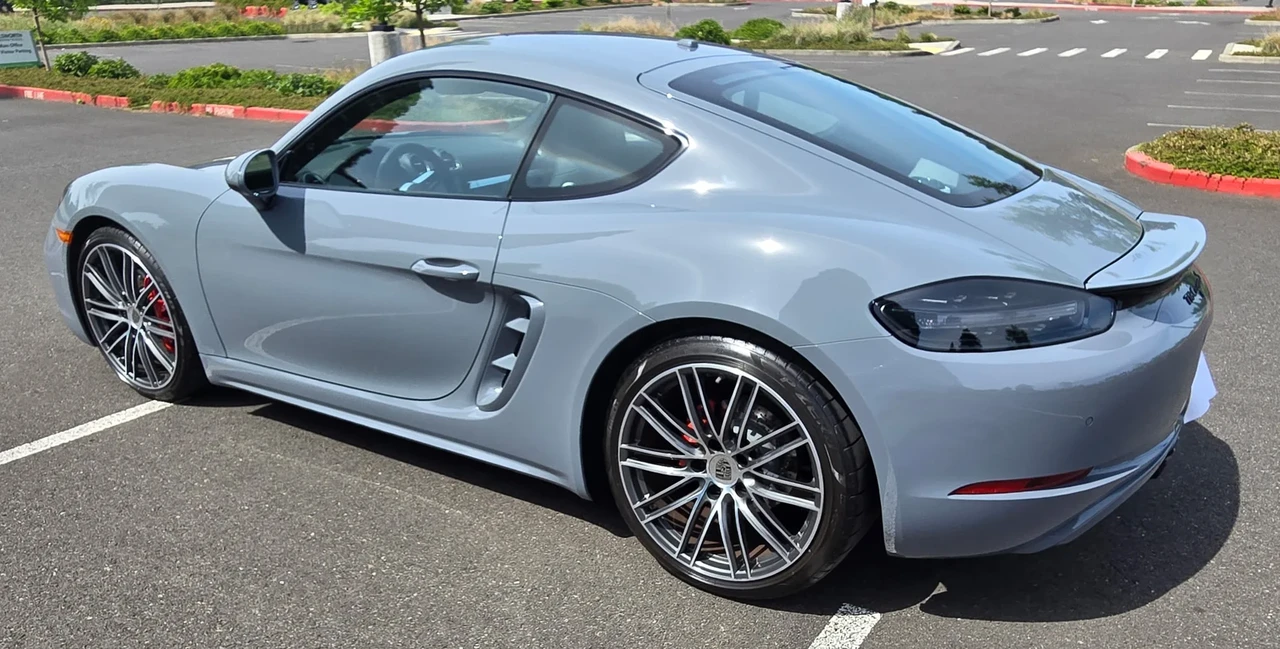 2024 Porsche 718 Cayman S - Image 10 of 31