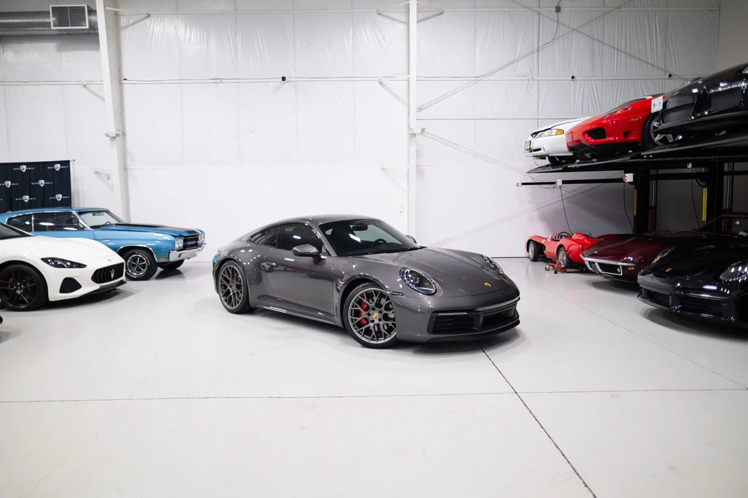 2024 Porsche 992 Carrera S - Image 13 of 31