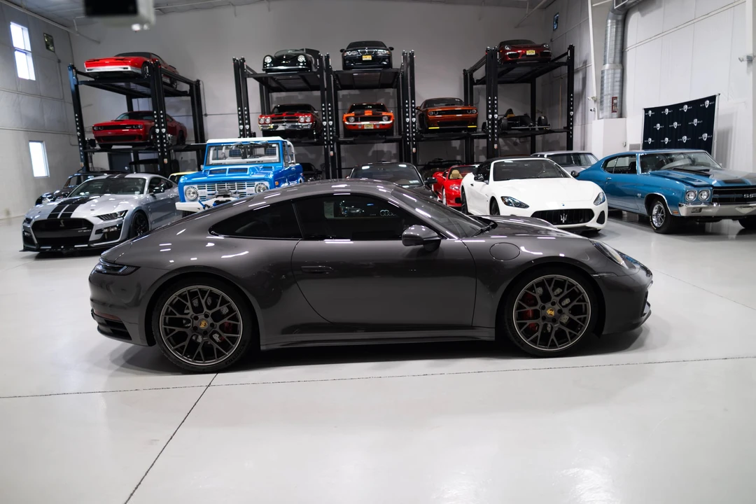 2024 Porsche 992 Carrera S - Image 17 of 31