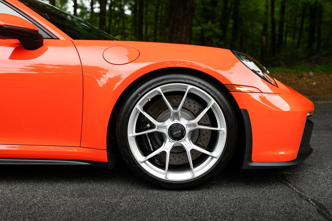 2022 Porsche 992 GT3 - Image 13 of 31