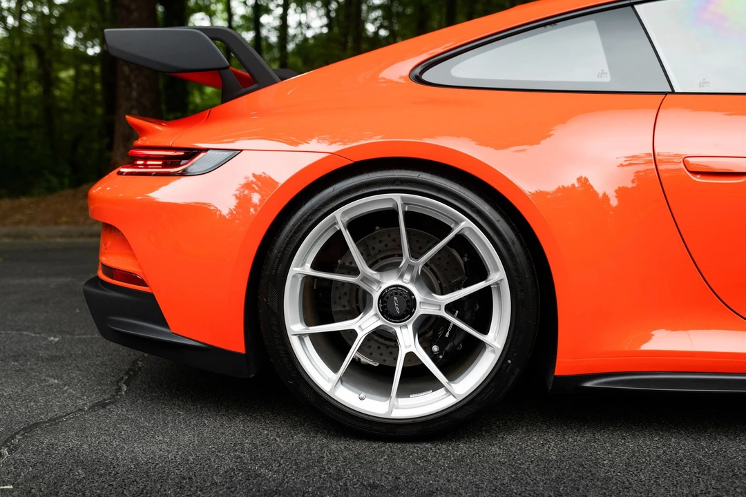 2022 Porsche 992 GT3 - Image 11 of 31
