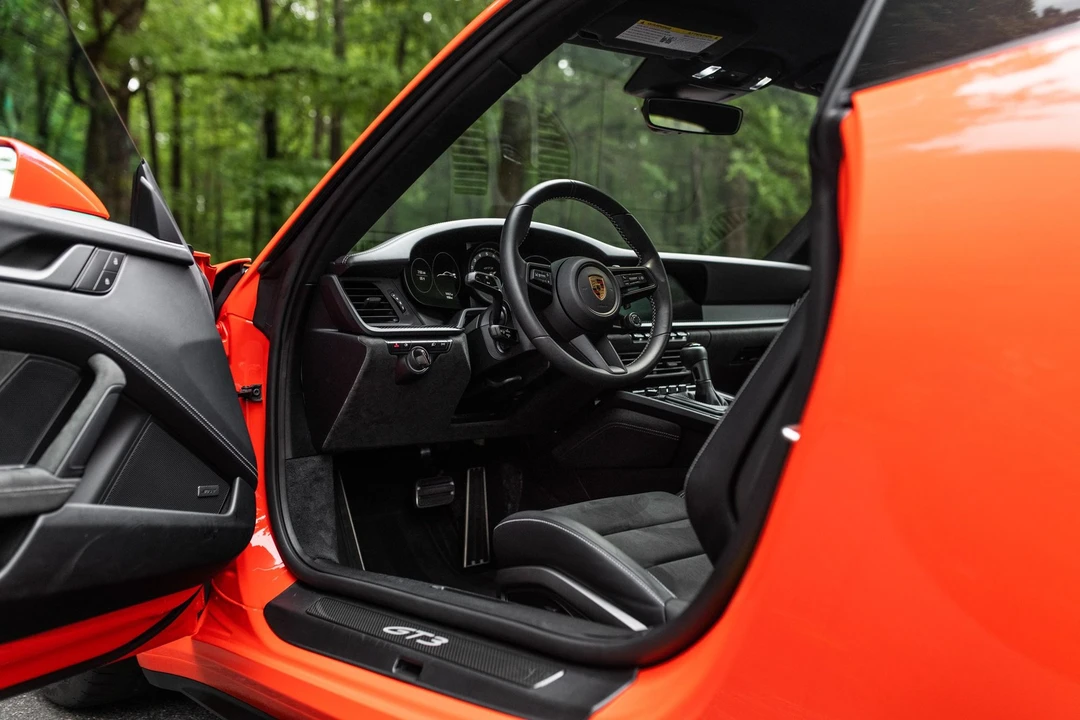 2022 Porsche 992 GT3 - Image 16 of 31