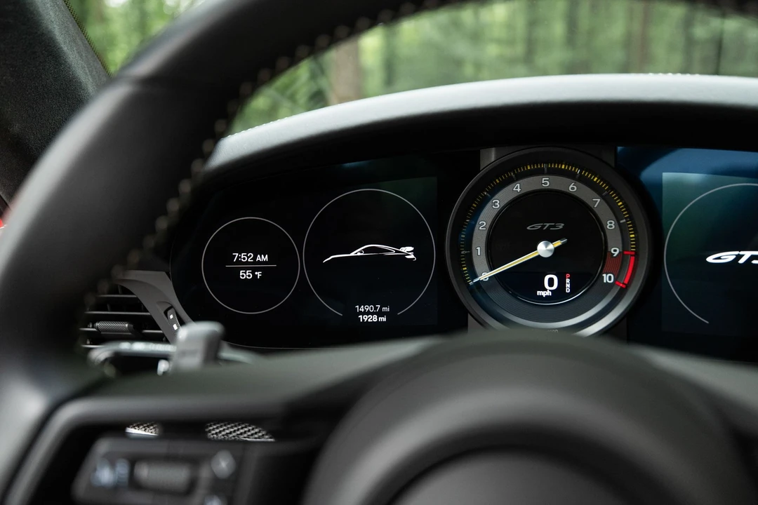 2022 Porsche 992 GT3 - Image 19 of 31