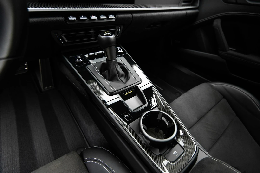 2022 Porsche 992 GT3 - Image 20 of 31