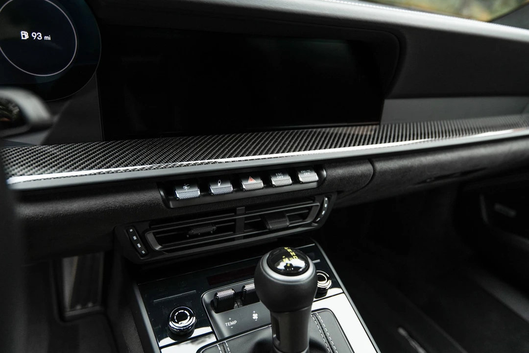2022 Porsche 992 GT3 - Image 21 of 31