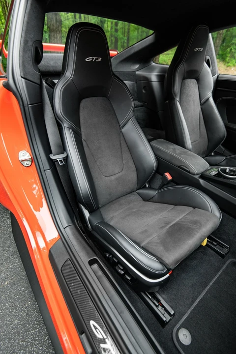 2022 Porsche 992 GT3 - Image 29 of 31