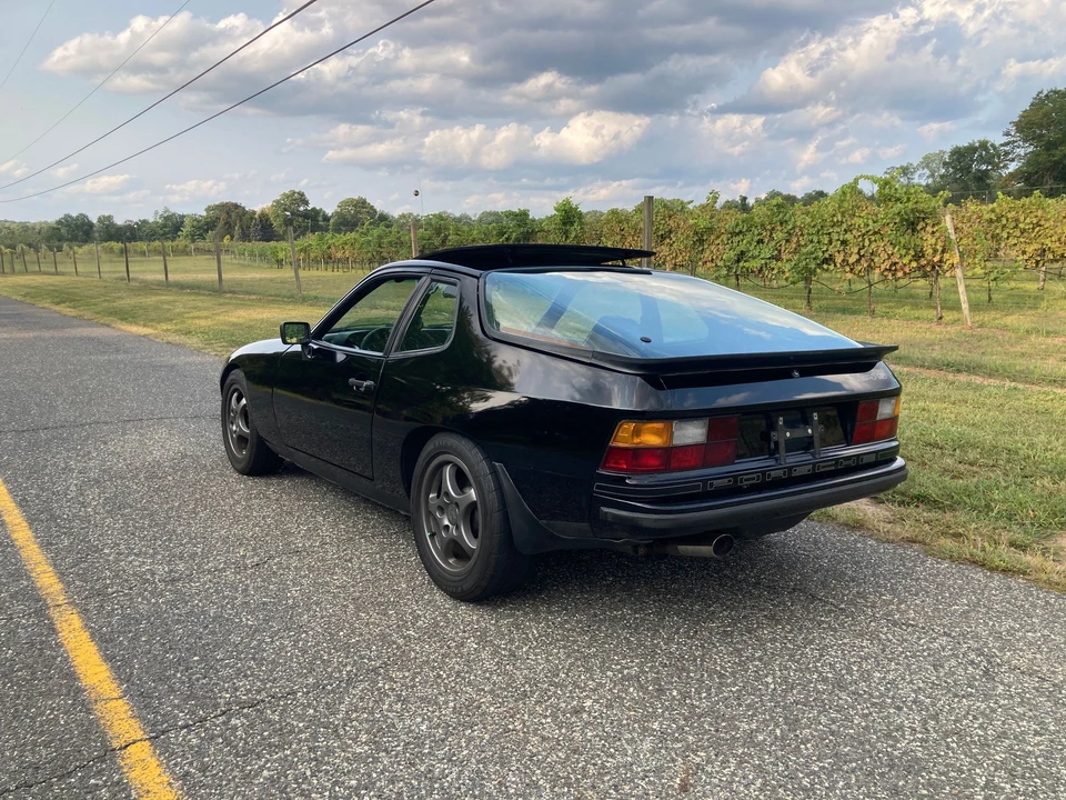 1988 Porsche 924 - Image 3 of 22