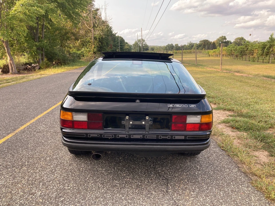 1988 Porsche 924 - Image 4 of 22