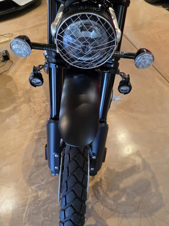 2021 Triumph Scrambler - Image 10 of 31