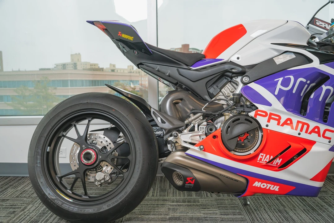 2024 Ducati V4 - Image 31 of 31