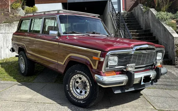 1985 Jeep Grand Wagoneer