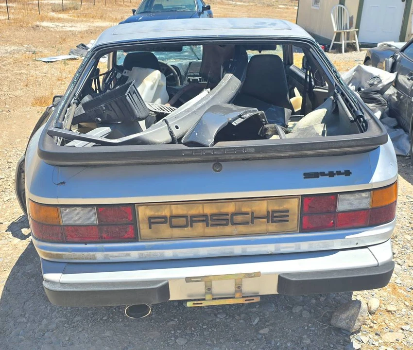 1984 Porsche 944 - Image 10 of 11