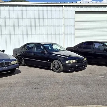 2003 BMW 540i M Sport / 2000 BMW 540i / 2001 BMW 525i