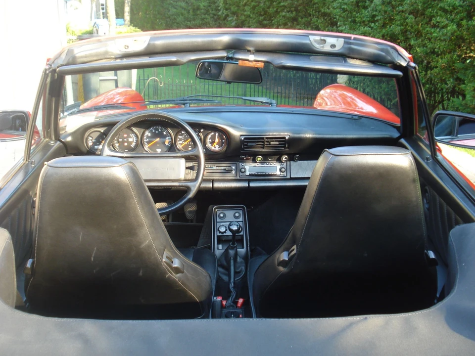 1987 Porsche 911 Carrera 3.2 - Image 17 of 24