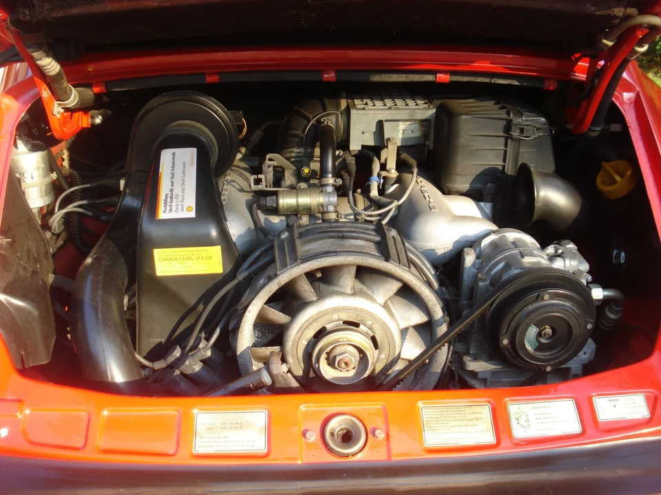 1987 Porsche 911 Carrera 3.2 - Image 23 of 24