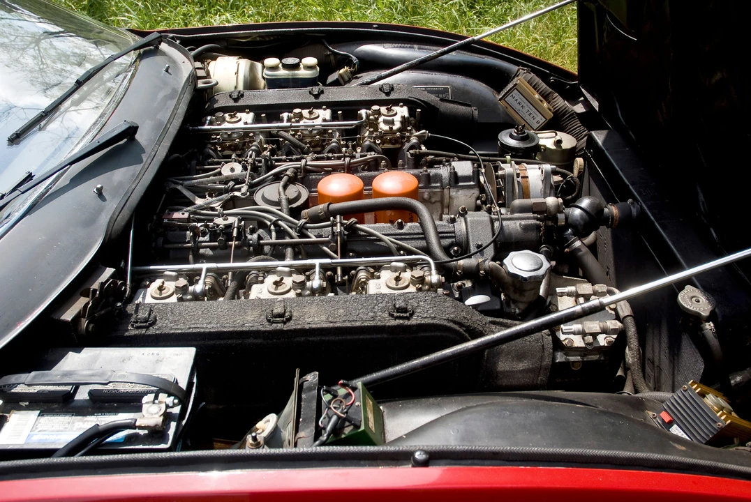 1972 Ferrari 365 GTC/4 - Image 9 of 12