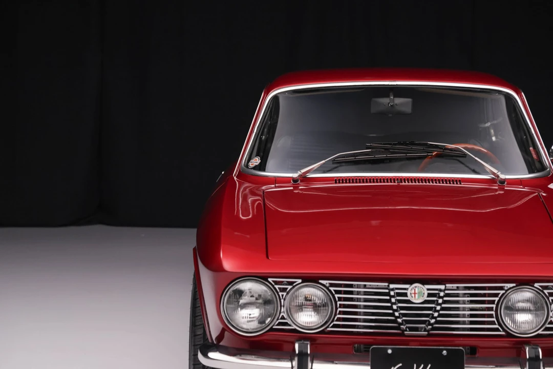 1973 Alfa Romeo 2000 GT Veloce - Image 17 of 31