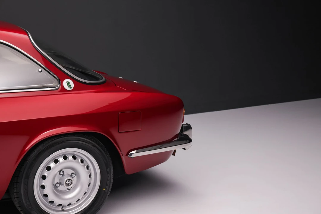 1973 Alfa Romeo 2000 GT Veloce - Image 27 of 31
