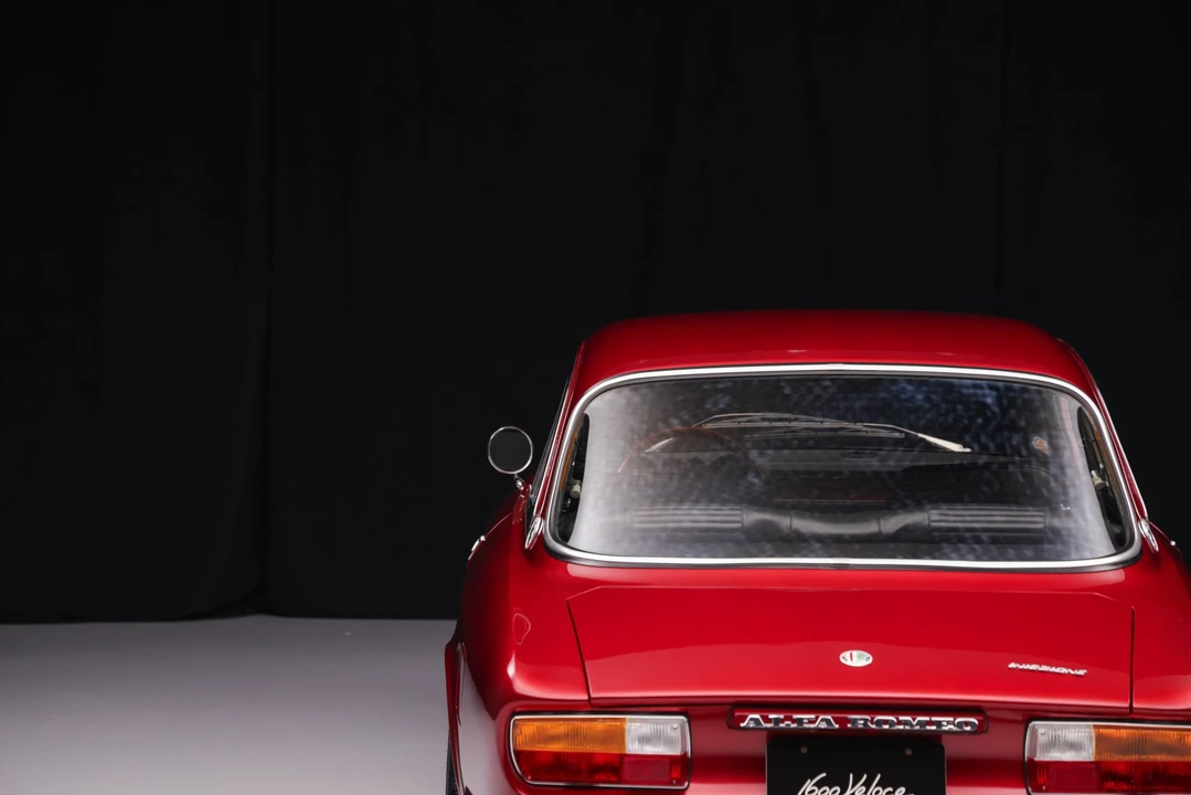 1973 Alfa Romeo 2000 GT Veloce - Image 25 of 31