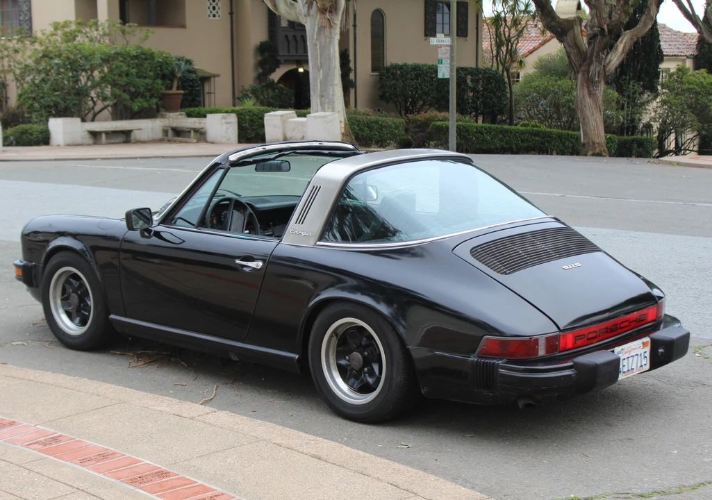 1975 Porsche 911 F-Body LWB - Image 18 of 31