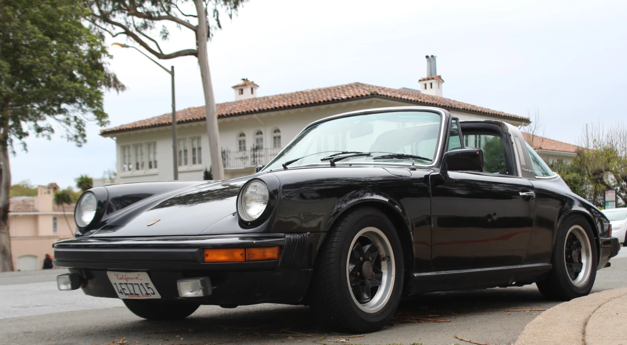 1975 Porsche 911 F-Body LWB - Image 15 of 31