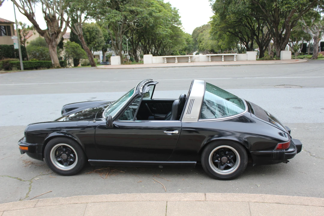 1975 Porsche 911 F-Body LWB - Image 17 of 31
