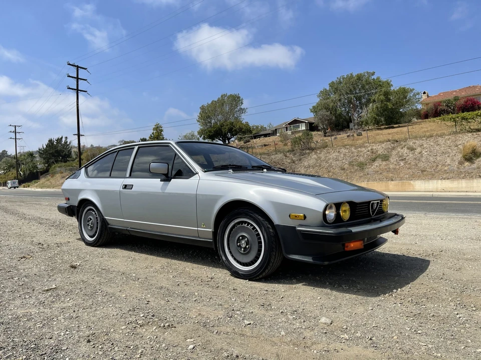1983 Alfa Romeo Alfetta GT - Image 16 of 31