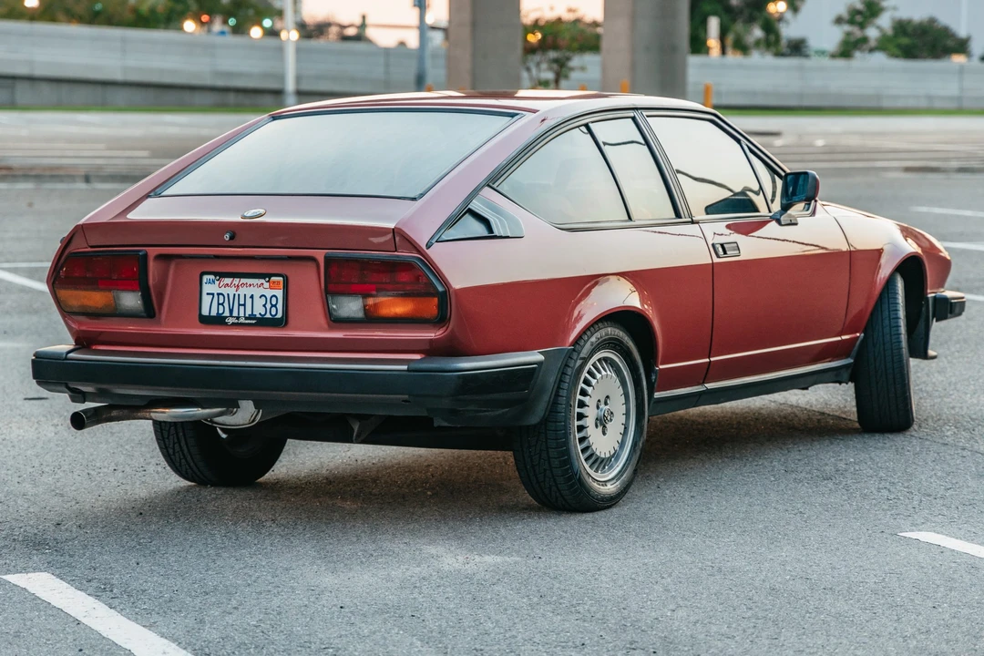 1984 Alfa Romeo Alfetta GT - Image 7 of 31