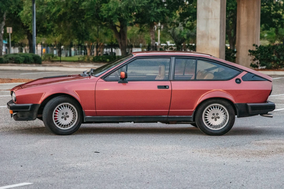 1984 Alfa Romeo Alfetta GT - Image 4 of 31