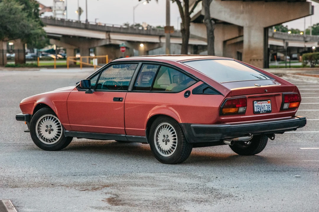 1984 Alfa Romeo Alfetta GT - Image 5 of 31